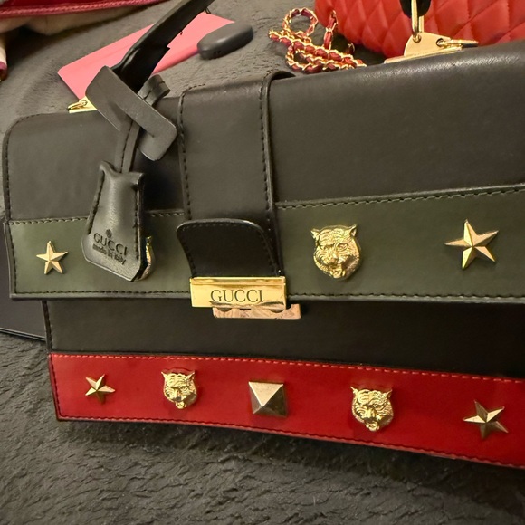 None Handbags - Gucci Black and Red Women's Bag